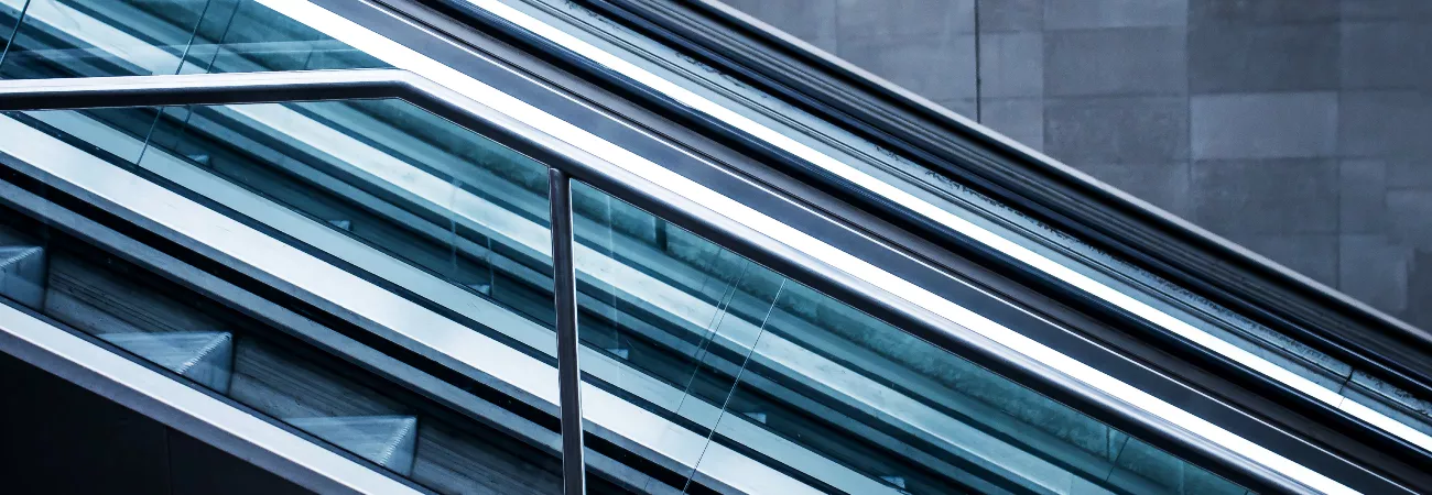 Ліфти та ескалатори для транспортної інфраструктури